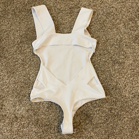 Free People straps bodysuit in white- size XS - Picture 3 of 3